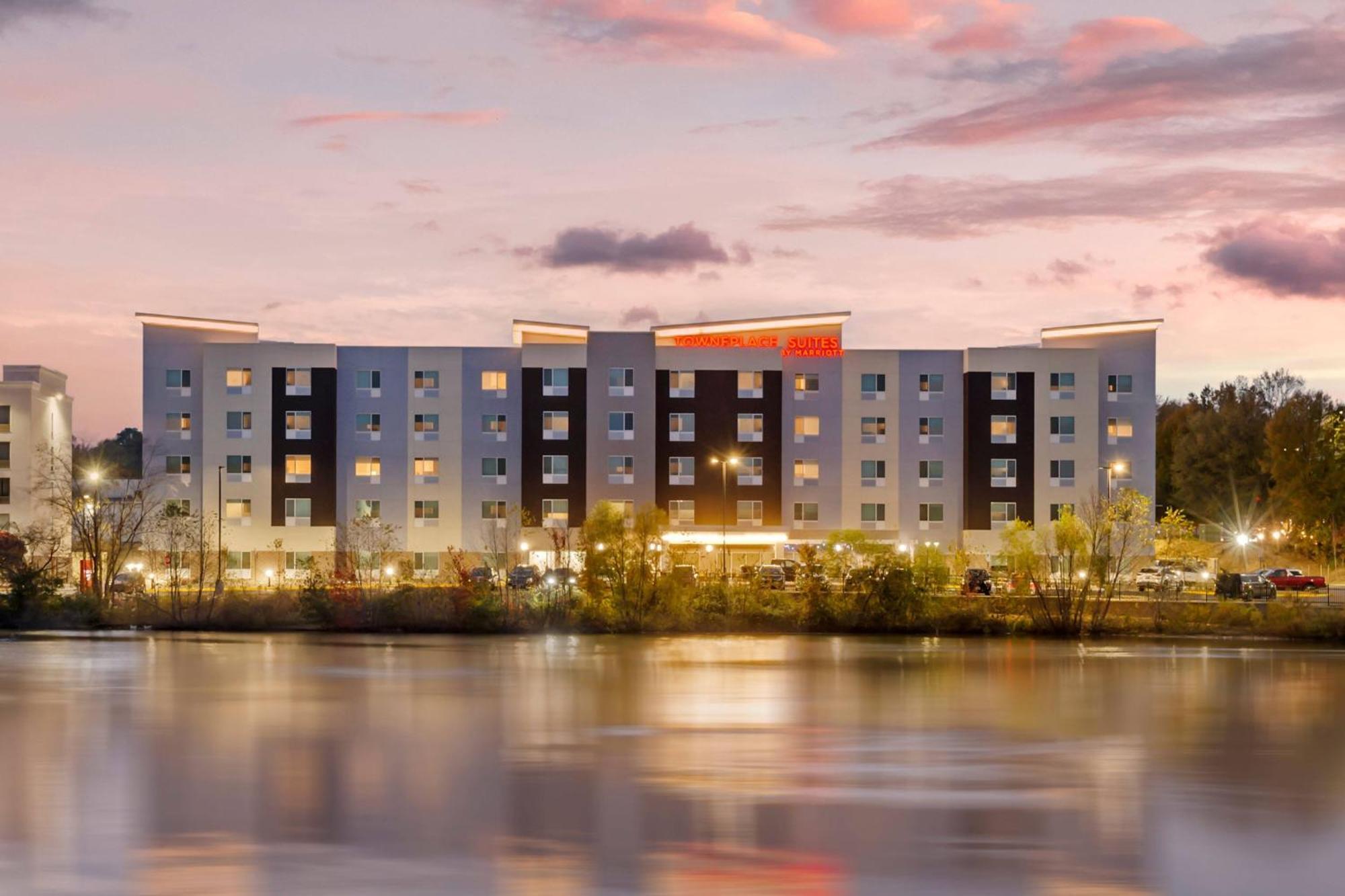 Towneplace Suites By Marriott Richmond Колониал-Хайтс Экстерьер фото